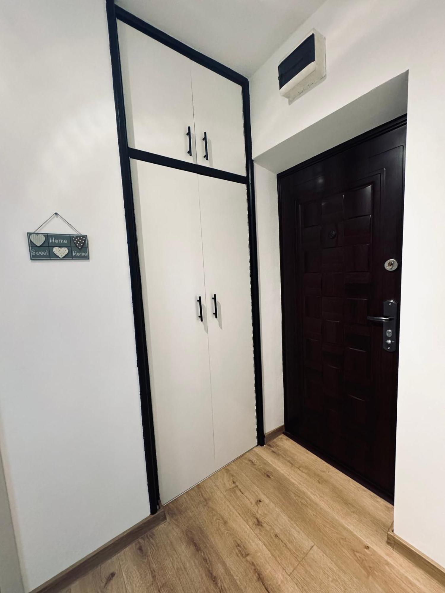 Unde Home Bucharest Luaran gambar